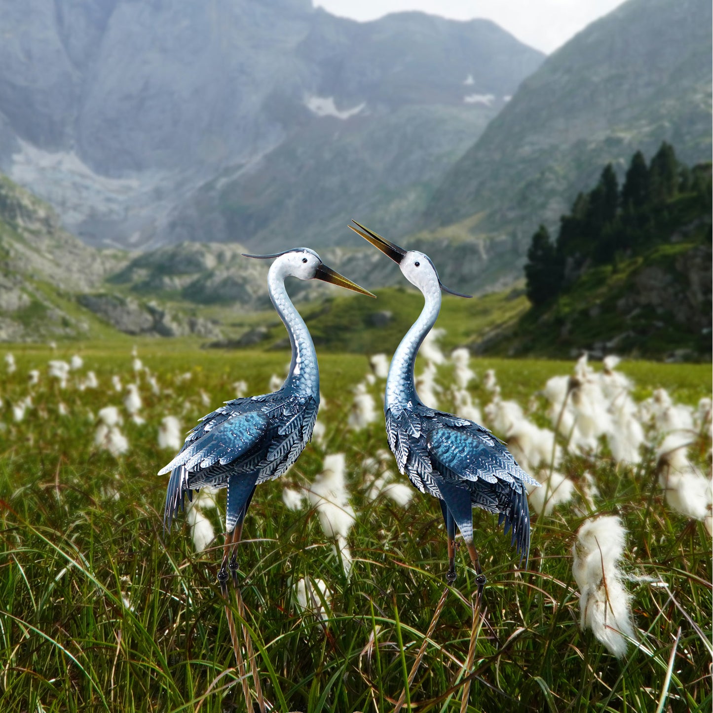 Osheana Cranes Metal Garden Statue (Set of 2)